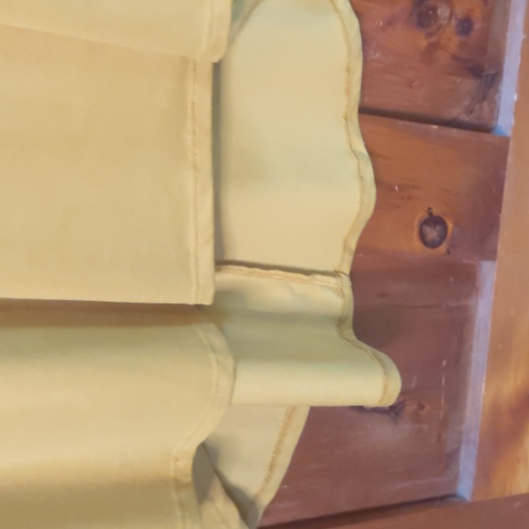 Lula Roe swing dress size S, mustard colour short sleeve front pocket ro… - Picture 9 of 9